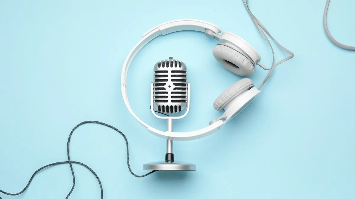 Lo que aprendimos sobre el poder del podcast en Conectados 2025